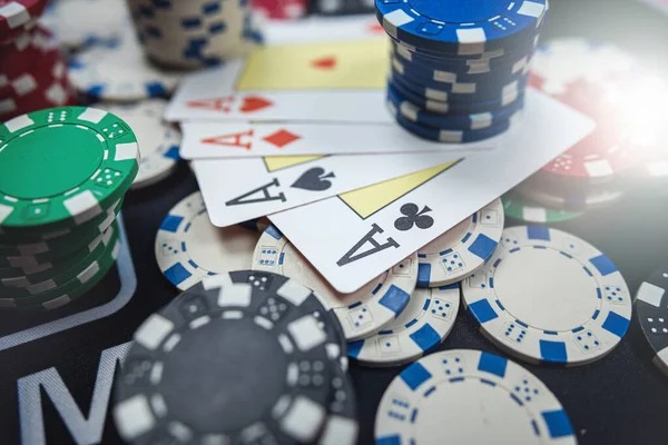 animetoto live-dealer blackjack table on mobile screen
